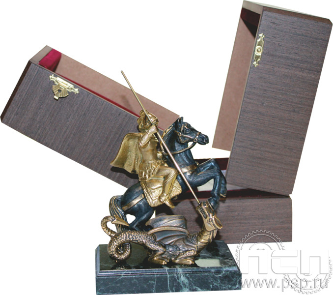 7.1.234.1. Статуэтка Георгий Победоносец в футляре "Госавтоинспекции МВД России 90 лет"