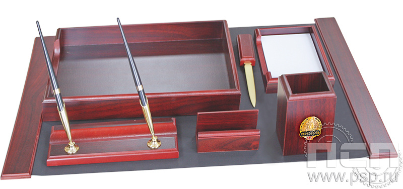 1.5.2. Настольный набор из дерева BESTAR 7 предметов "Чернобыль 40 лет"